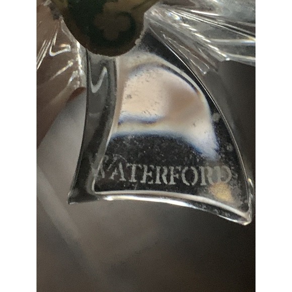 Waterford Crystal Lucky Shamrock Clear Collectible Hand Cooler Paperweight - Picture 2 of 10